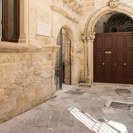 Suite Palace Castromediano Лечче Экстерьер фото
